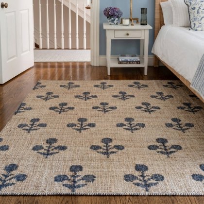 Black flower cotton and jute rug